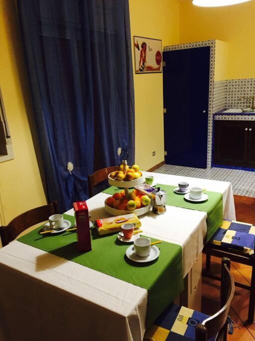 טרמיני אימרסה Sicilian Apartment מראה חיצוני תמונה
