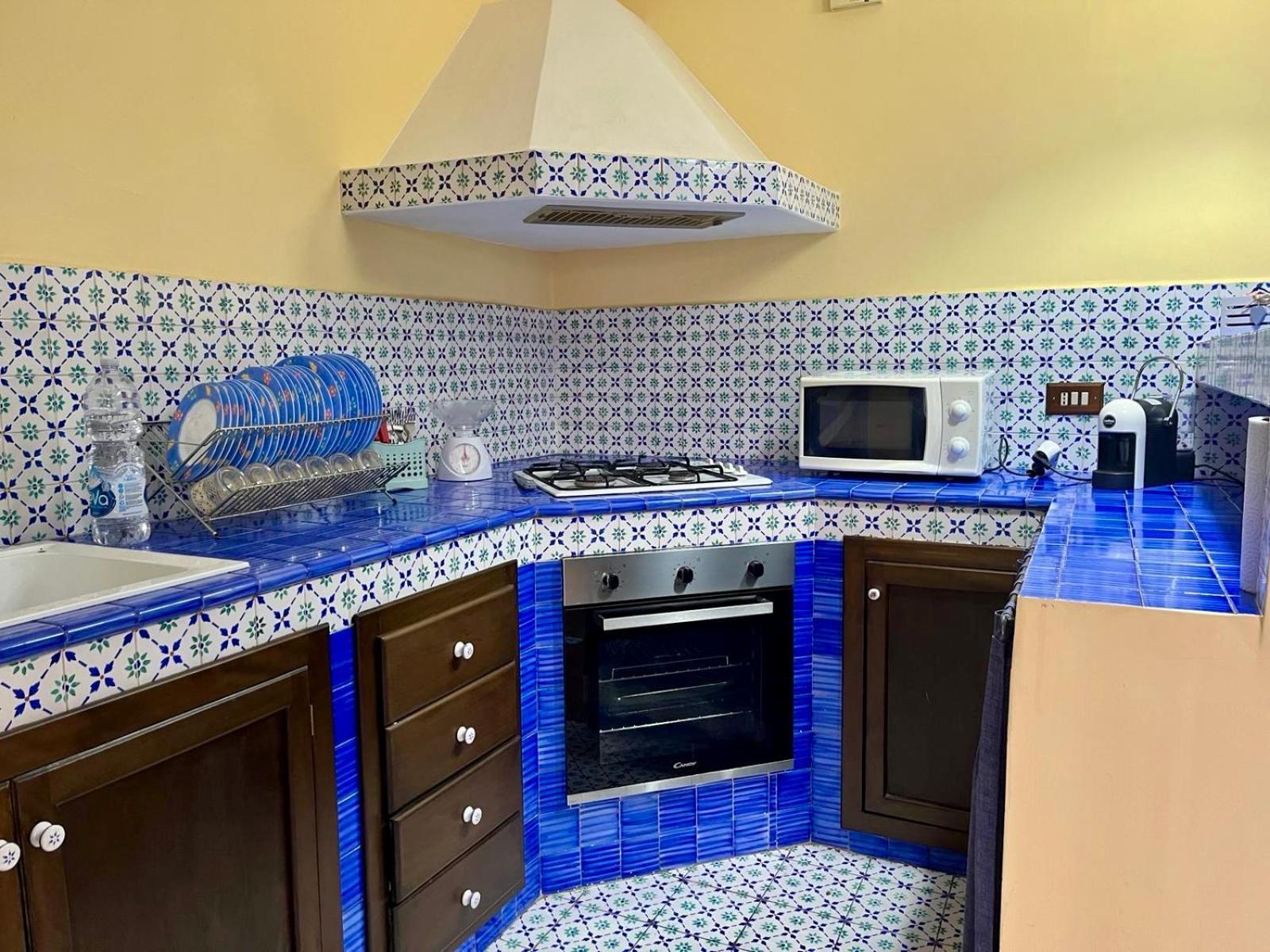 טרמיני אימרסה Sicilian Apartment מראה חיצוני תמונה